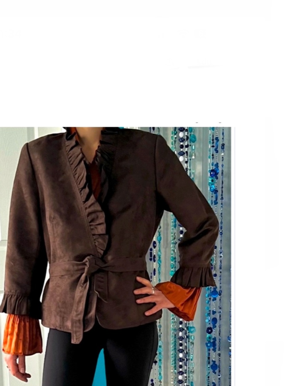 🇨🇦 Short brown jacket, belted or not, false suede & original scalloped details